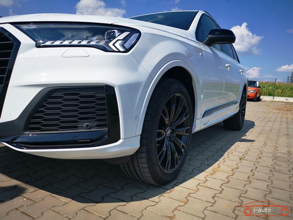 Audi Q7 50 TDI quattro S line za 64200€