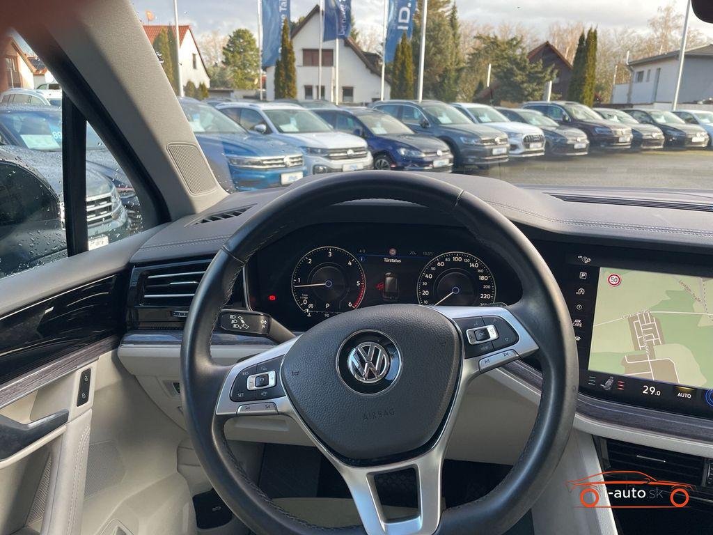 Volkswagen Touareg 3.0 TDI Elegance 4M za 52800€