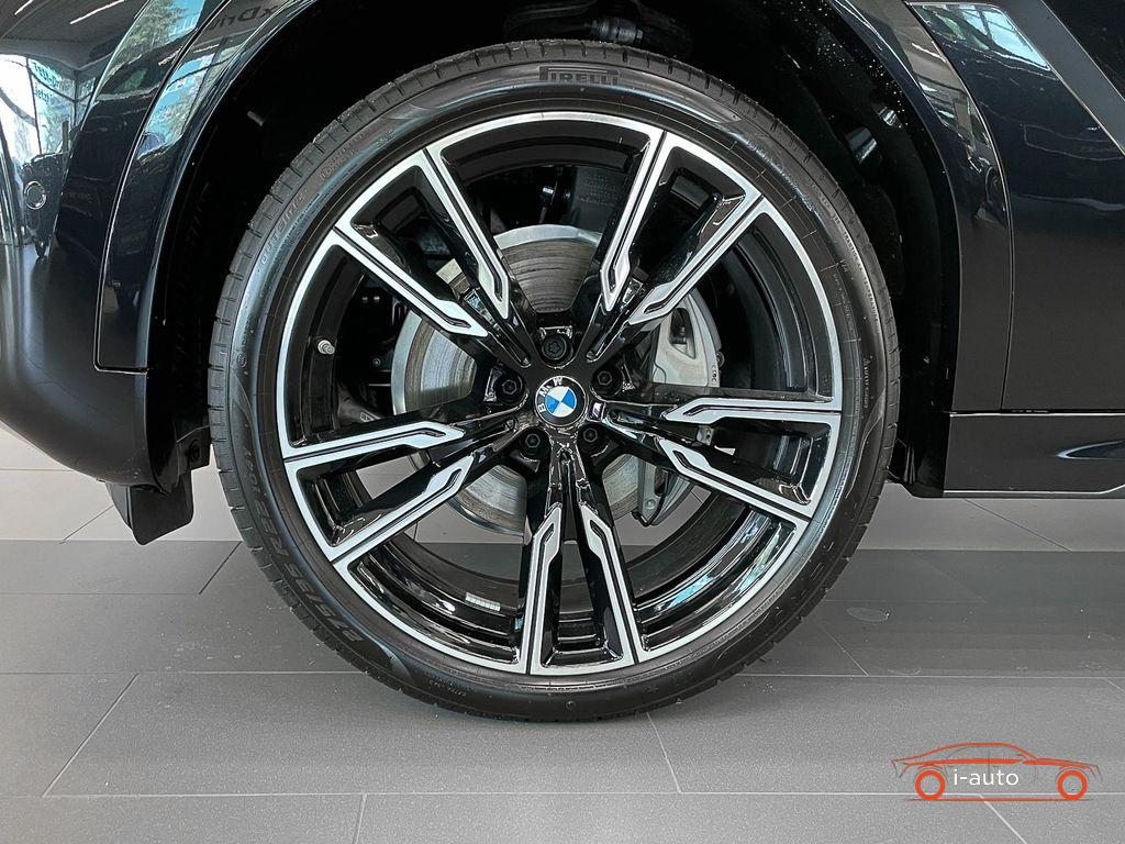 BMW X6 xDrive 40i za 100600€