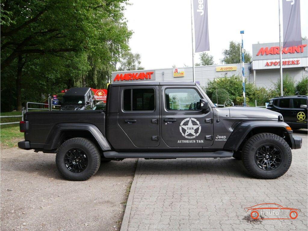 Jeep Gladiator 3.0L Overland Launch za 62450€