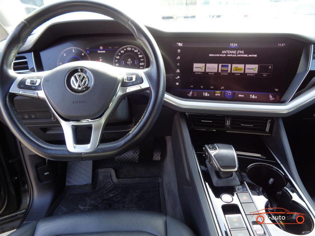 Volkswagen Touareg 3.0 V6 TDI 4Motion R-Line za 47110€