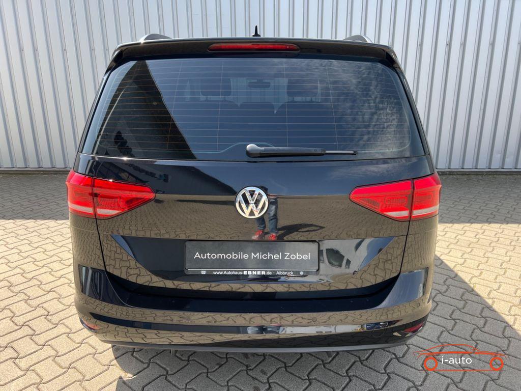 Volkswagen Touran 1.6 TDI DSG Comfortline za 18920€