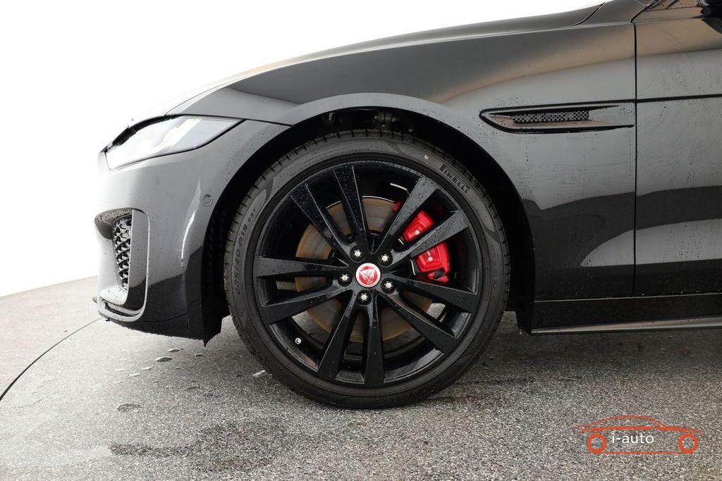 Jaguar XE P250 R-Dynamic  za 42500€