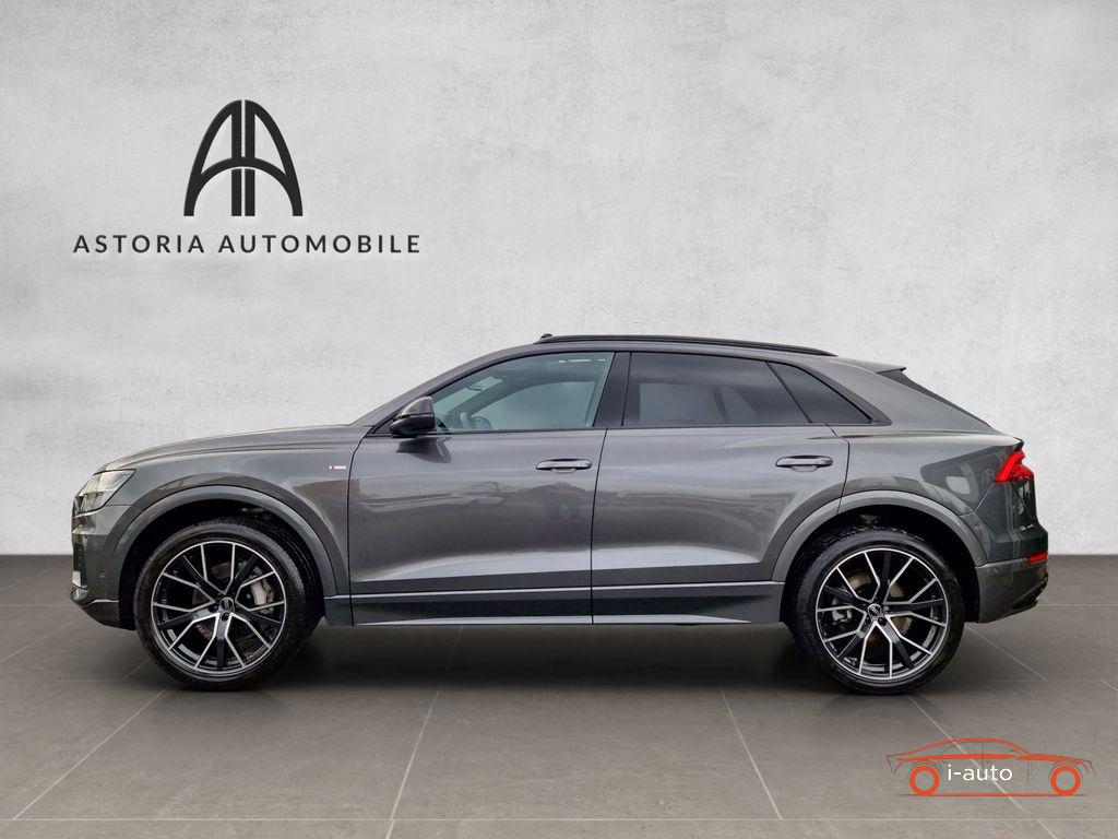 Audi Q8 S-Line ALLRADLENK Stadt Tour AHK Matrix 22z za 83600€