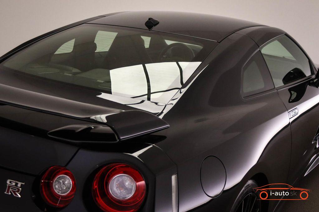 Nissan GT-R 3.8 V6 Black Edition za 142250€