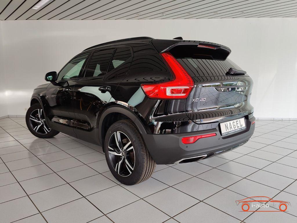 Volvo XC40 R-Design AWD za 32430€