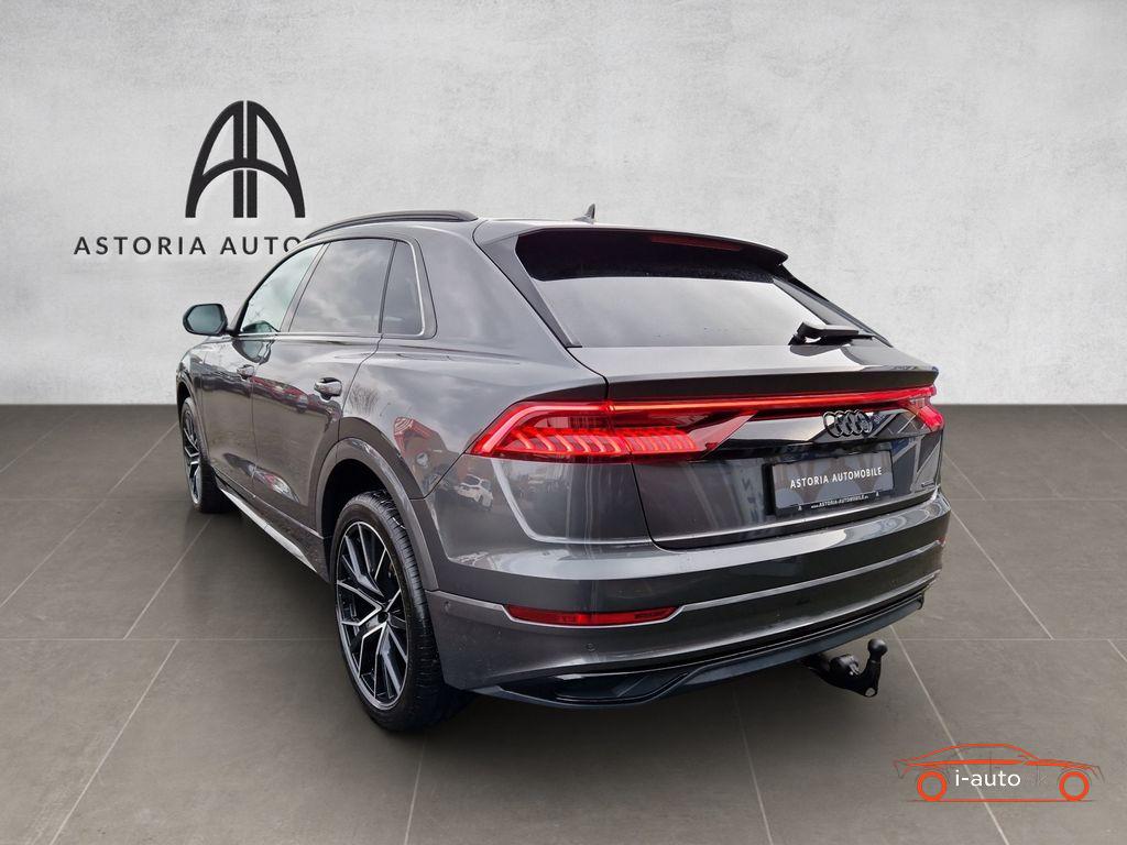 Audi Q8 S-Line ALLRADLENK Stadt Tour AHK Matrix 22z za 83600€