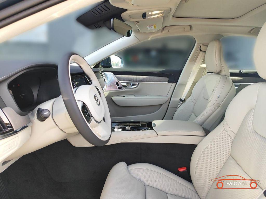 Volvo S90 Recharge T8 AWD Ultimate Bright za 76000€