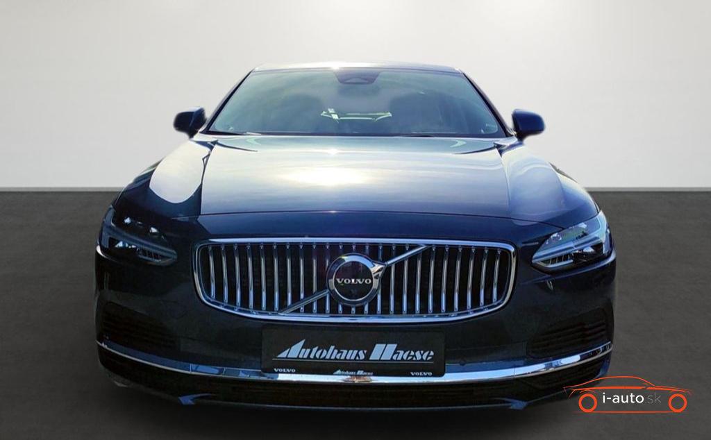 Volvo S90 Recharge T8 AWD Ultimate Bright za 76000€