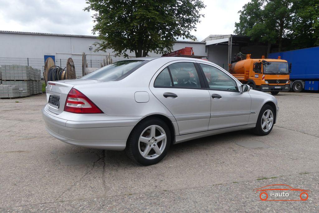 Mercedes-Benz C 240 Limuzina za 6600€