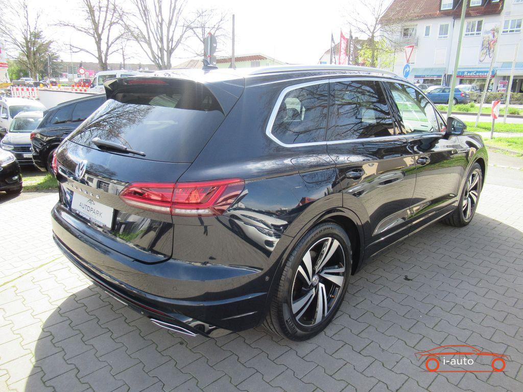 Volkswagen Touareg 3.0 TDI 4Motion R-line za 41500€