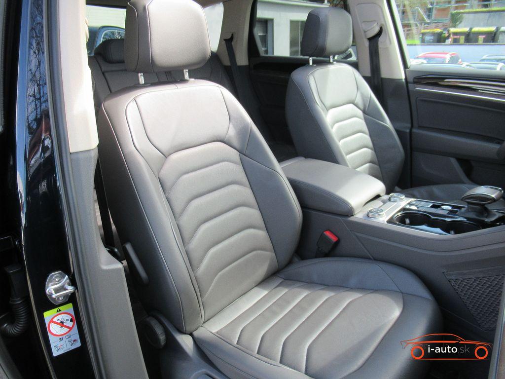 Volkswagen Touareg 3.0 TDI 4Motion R-line za 41500€