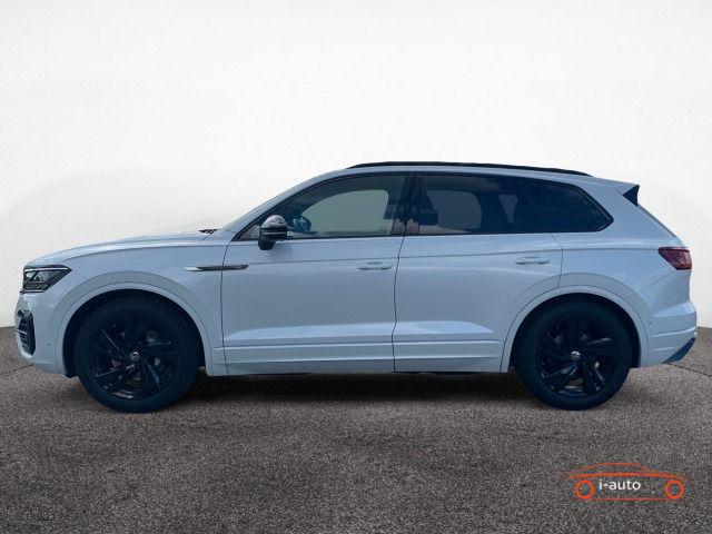 Volkswagen Touareg 3.0 TDI 4Motion R-line za 60900€