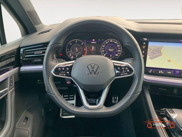 Volkswagen Touareg 3.0 TDI 4Motion R-line za 60900€