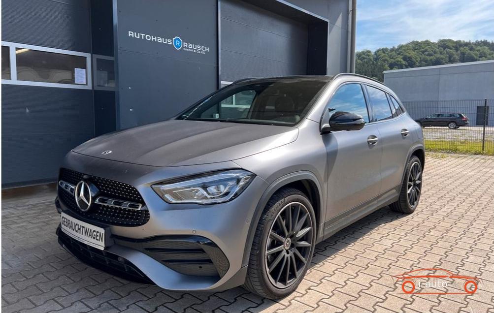 Mercedes-Benz GLA 220d AMG Line 4Matic za 51 490.00€