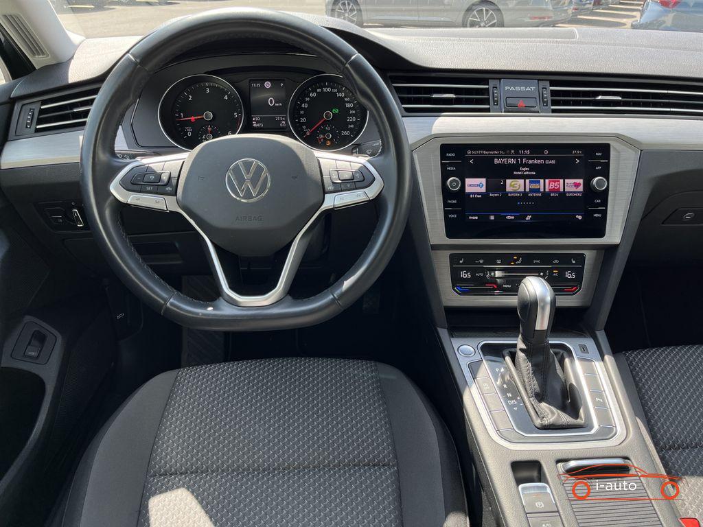 Volkswagen Passat Variant 2.0 TDI DSG R-Line za 27580€