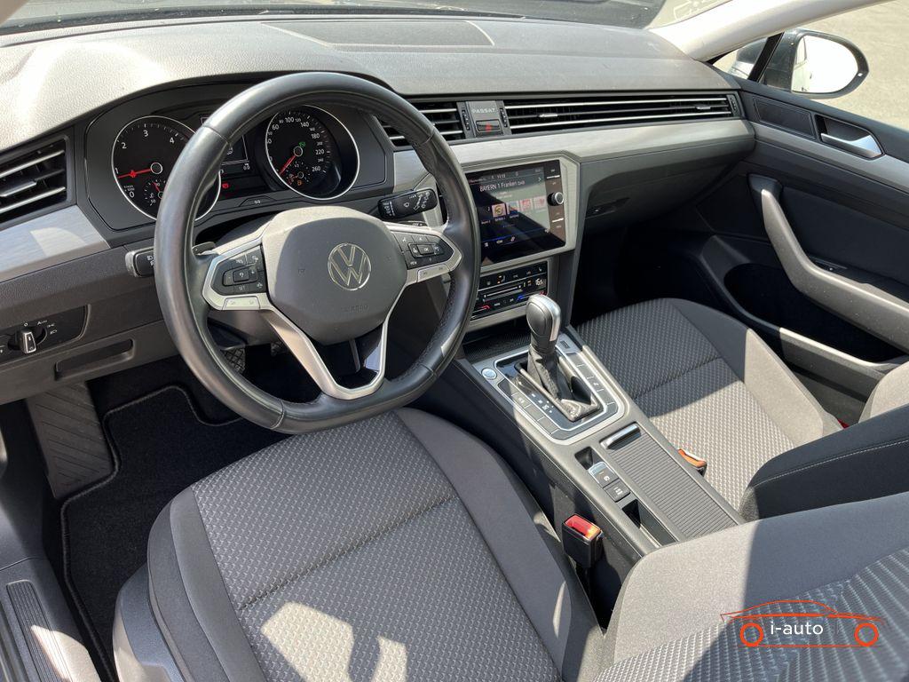 Volkswagen Passat Variant 2.0 TDI DSG R-Line za 27580€