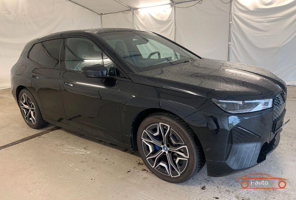 BMW iX 40 Sport za 53100€