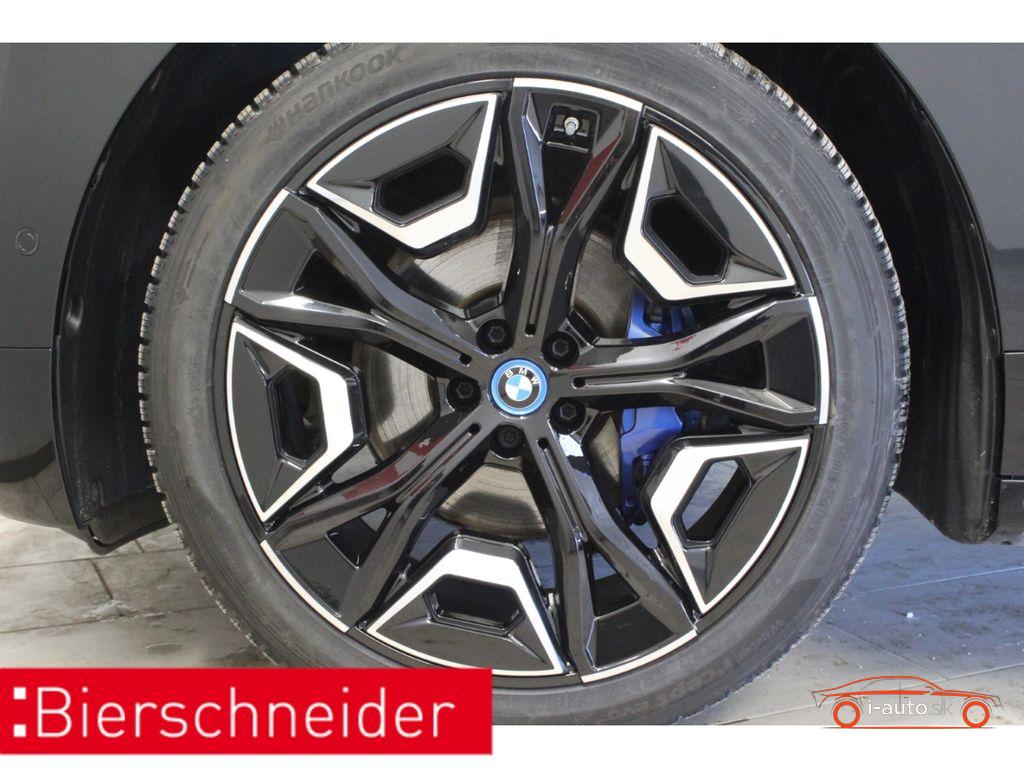 BMW iX 40 xDrive za 52720€