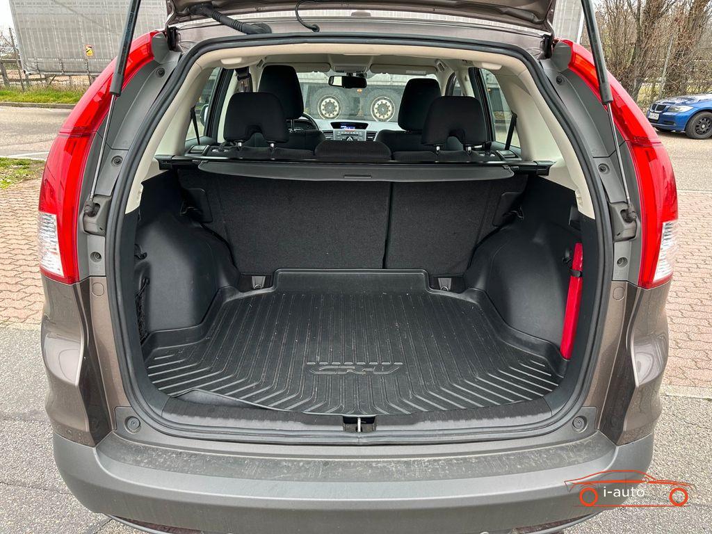 Honda CR-V Elegance 2WD za 16460€