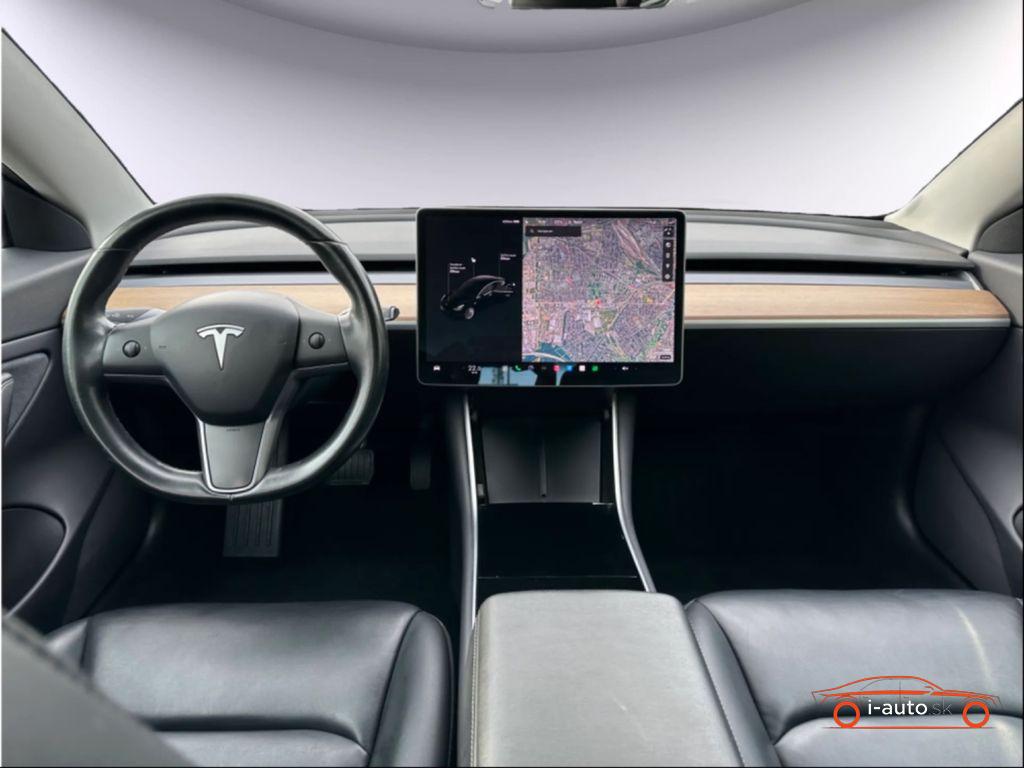 Tesla Model 3 Long Range Dual Motor AWD za 22360€