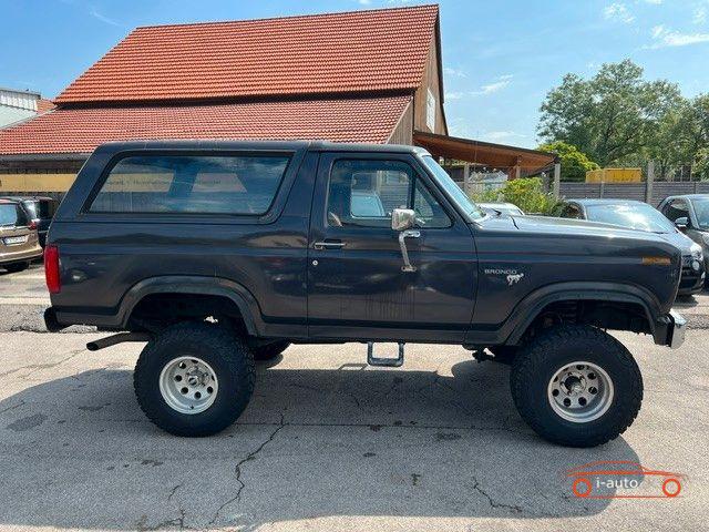 Ford Bronco  za 16100€