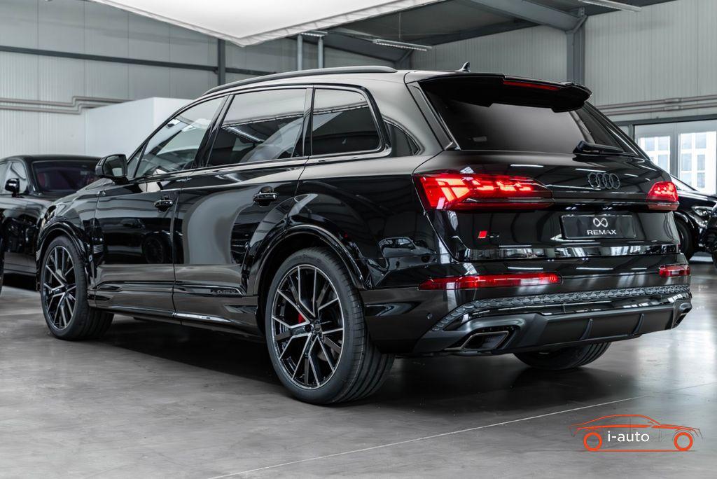 Audi Q7 55 TFSI quattro S line  za 89670€