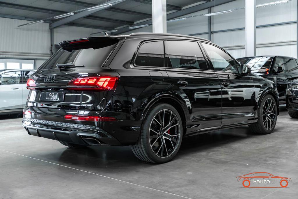 Audi Q7 55 TFSI quattro S line  za 86090€