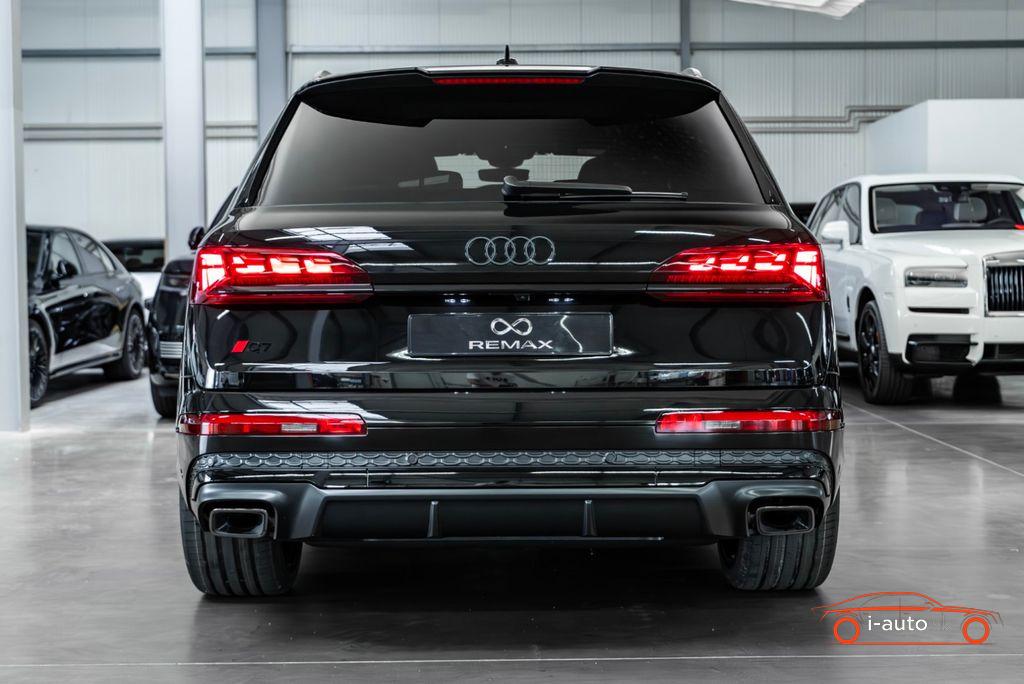 Audi Q7 55 TFSI quattro S line  za 86090€