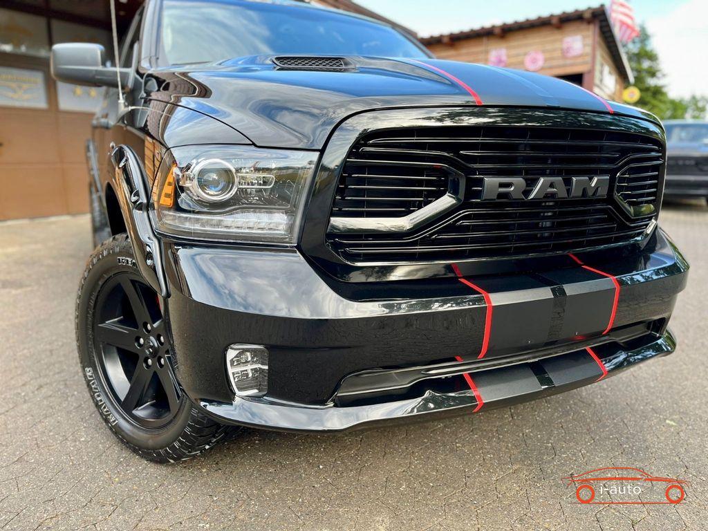 Dodge RAM 1500 5.7 V8 HEMI LPG za 51470€