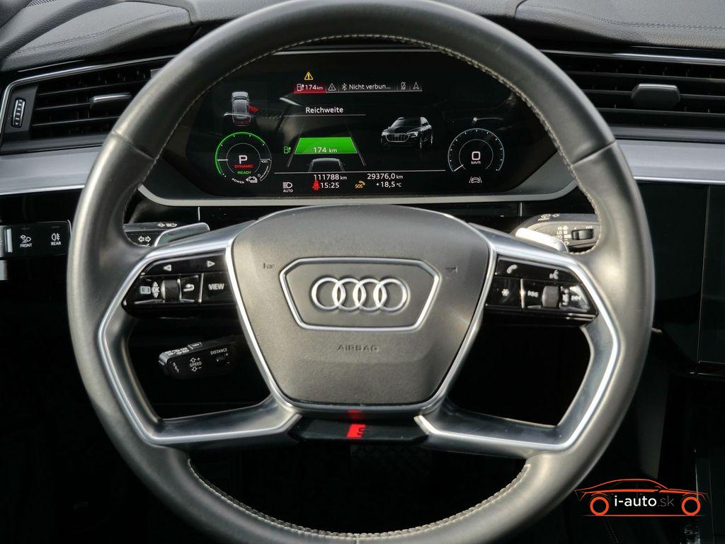 Audi e-tron Sportback 50 quattro S line za 32100€