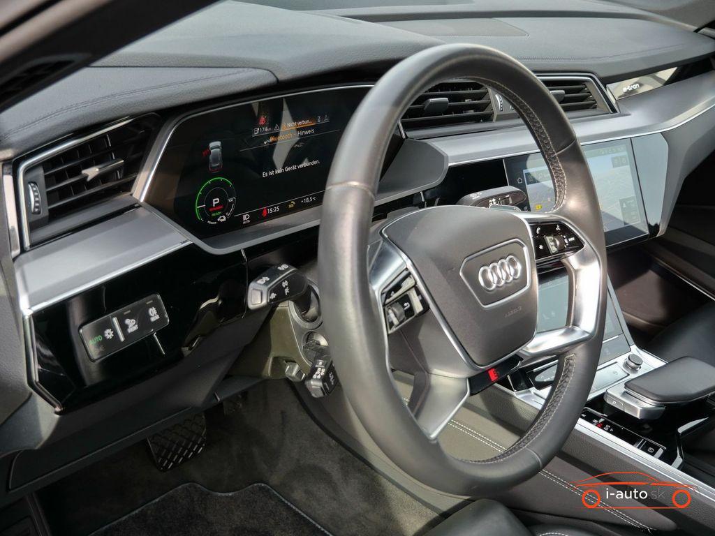 Audi e-tron Sportback 50 quattro S line za 32100€