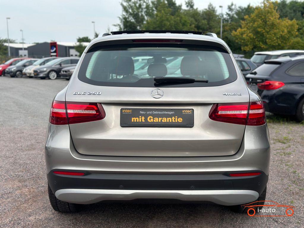 Mercedes-Benz GLC 250 250 4Matic za 31200€