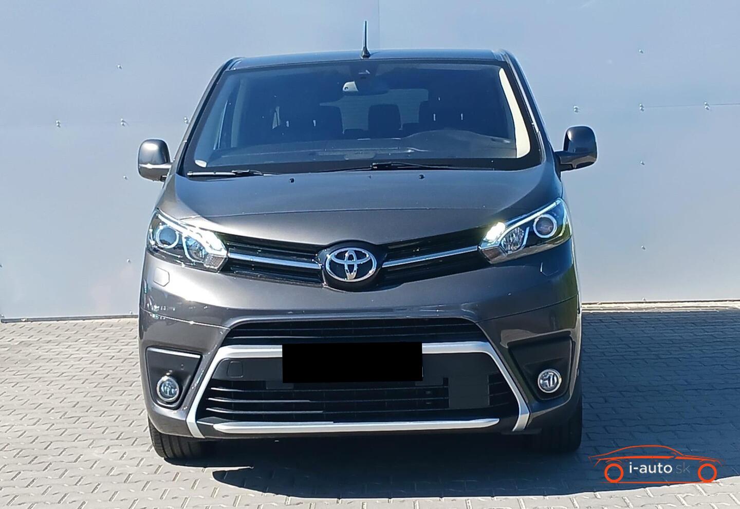 Toyota Proace Verso 2.0-l-D-4D L2 Executive za 51 550.00€