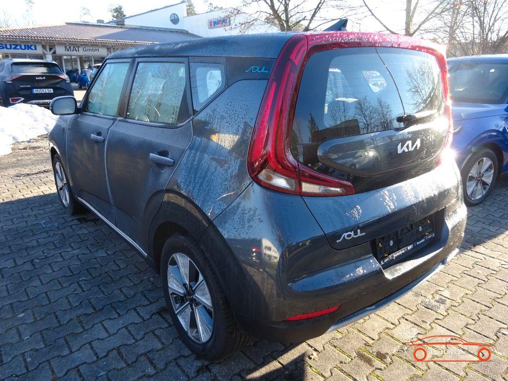 Kia E-Soul ED7 za 18000€