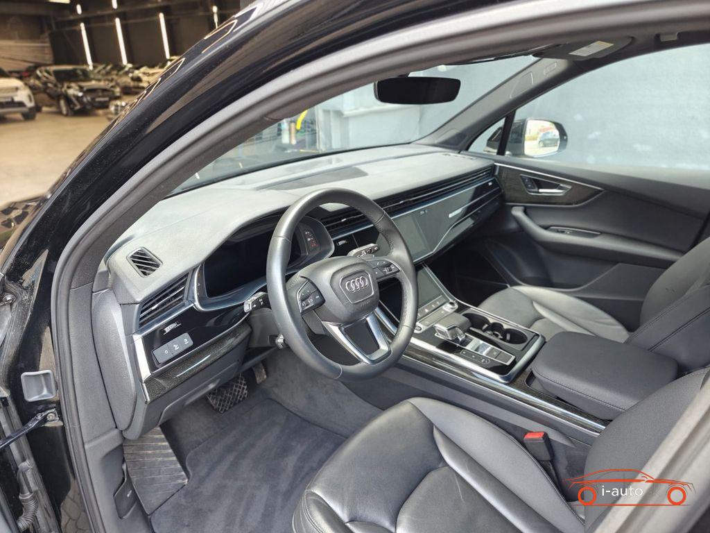 Audi Q7 55 I-HEV za 65390€