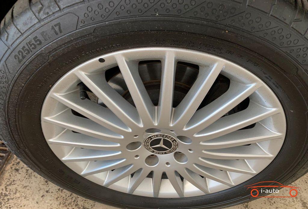 Mercedes-Benz V 250d Edition za 46600€