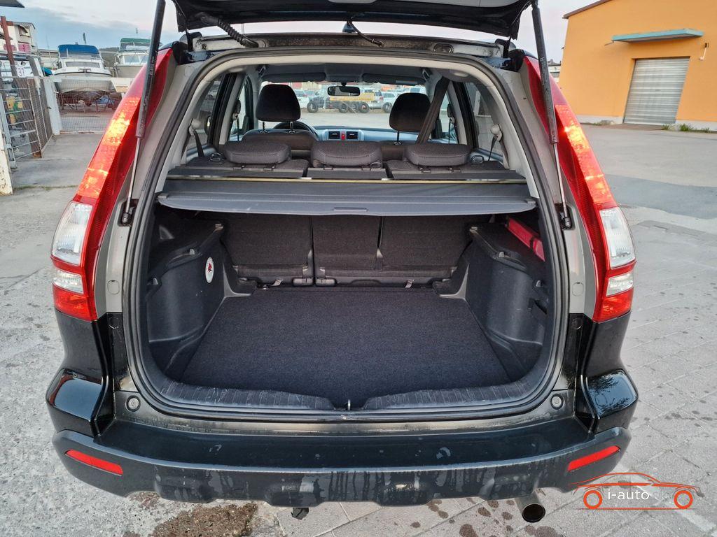 Honda CR-V 2.0i Elegance za 11700€