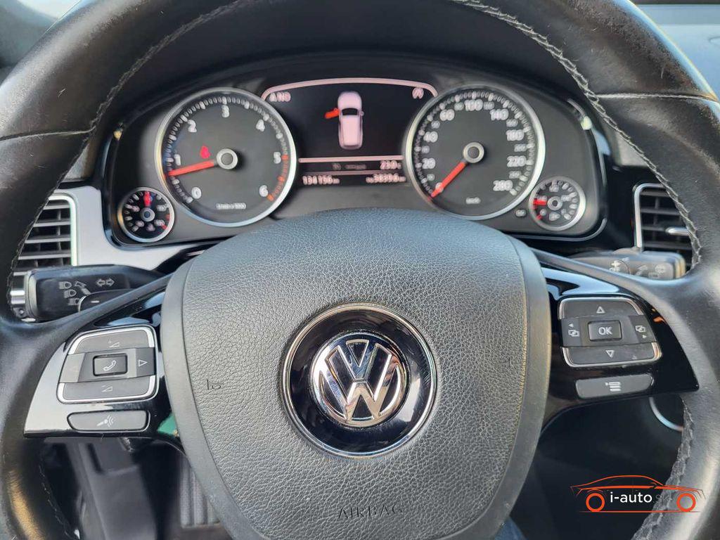 Volkswagen Touareg 3.0 TDI V6 Blue Motion za 20700€