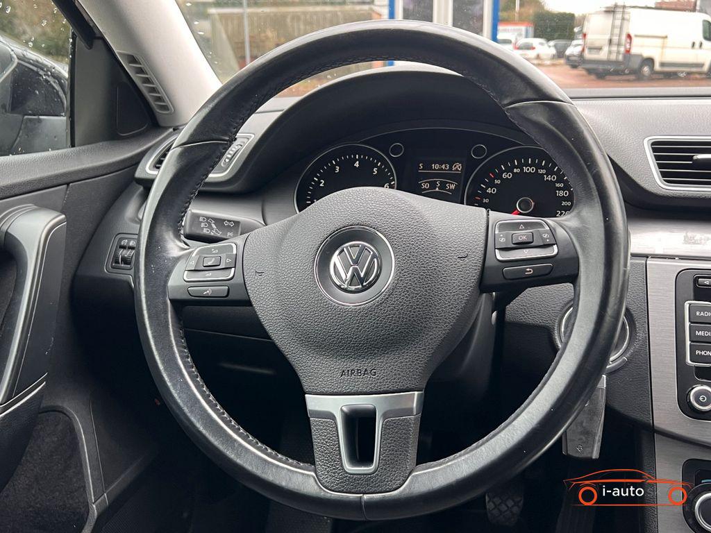 Volkswagen Passat Comfortline za 8500€