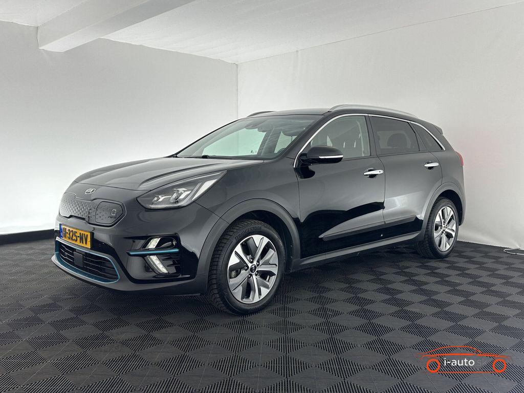 Kia Niro e Executive Line 64 kWh za 21 400.00€