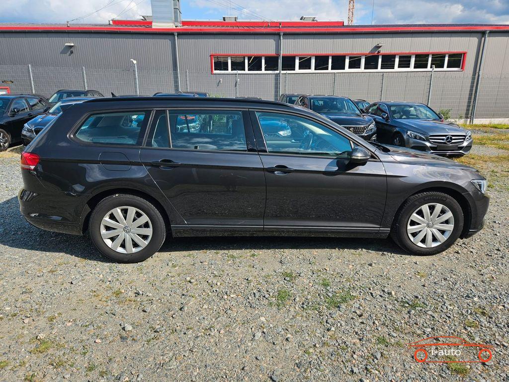 Volkswagen Passat Variant 1.6 TDI DSG BREAK za 15710€