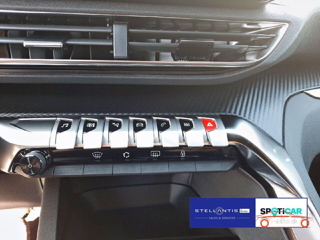 Peugeot 5008 1.2 Allure PureTech za 30600€