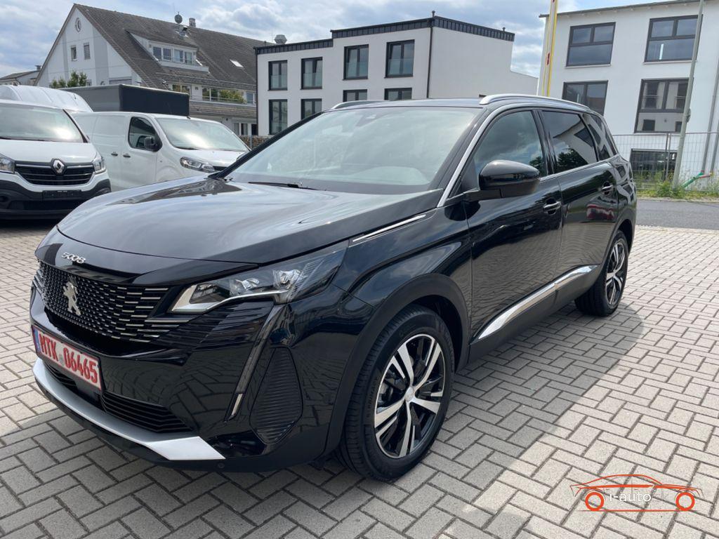 Peugeot 5008 1.2 Hybrid GT za 31500€