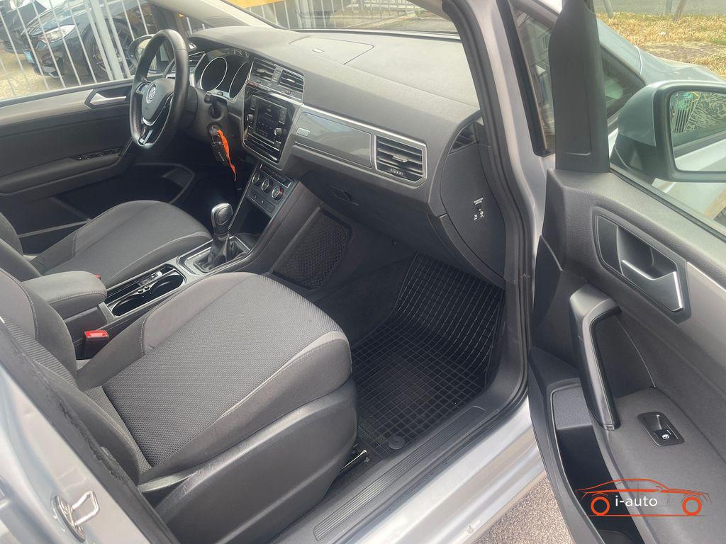 Volkswagen Touran 2.0 TDI DSG za 15200€