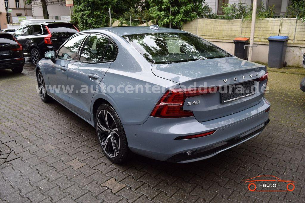 Volvo S60 B5 Ultimate Dark AWD za 37060€