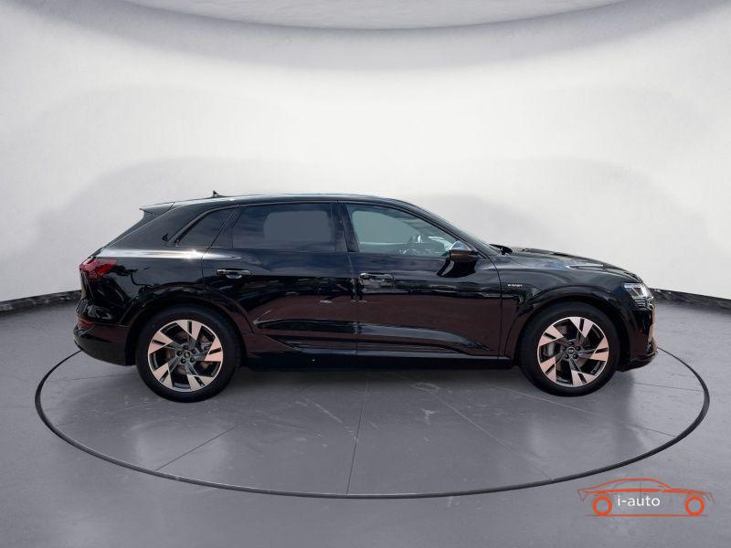 Audi e-tron 50 quattro  za 37900€