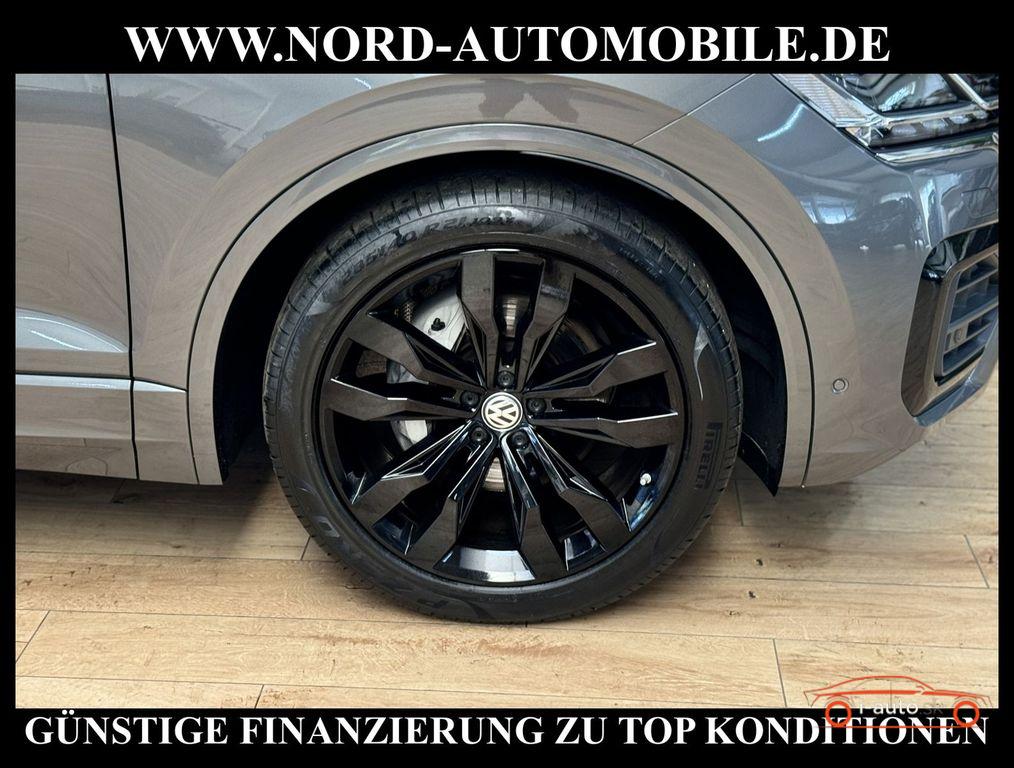 Volkswagen Touareg 4M 3.0 TDI R-Line  za 48400€