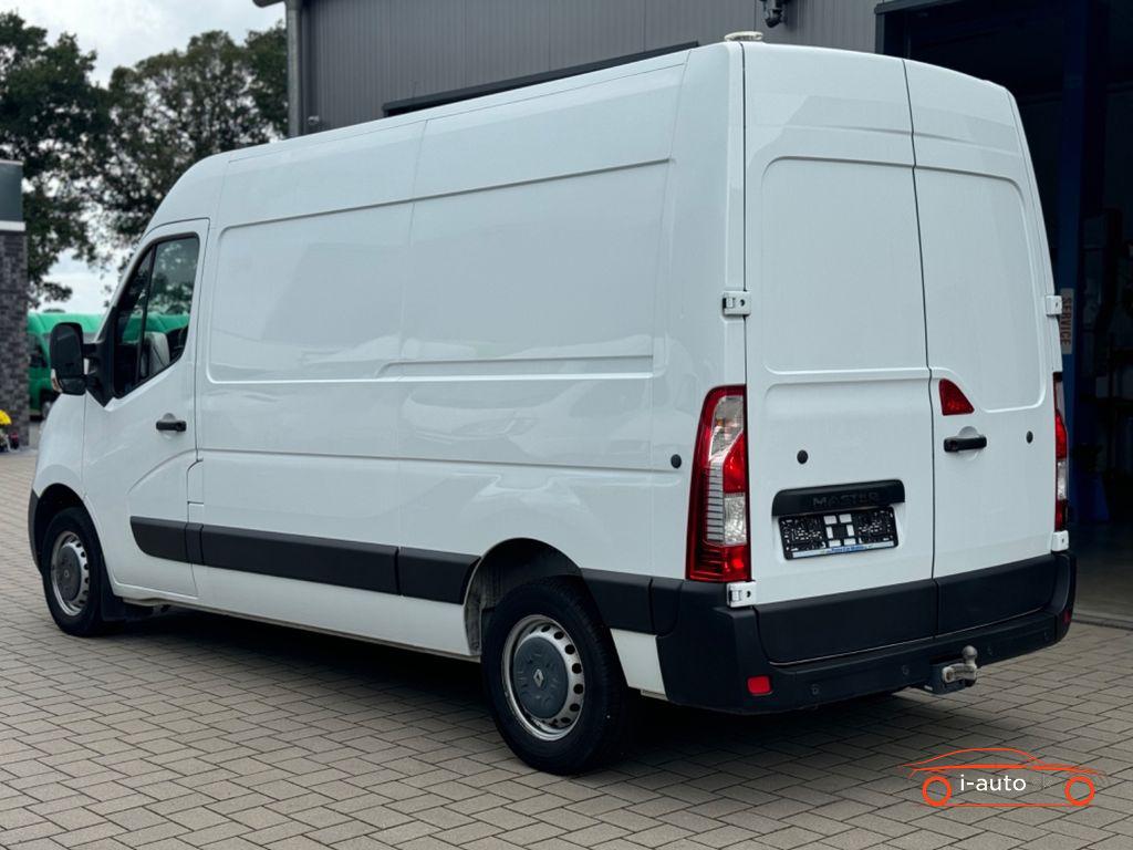 Renault Master 2.3dCi L2H2 za 21600€