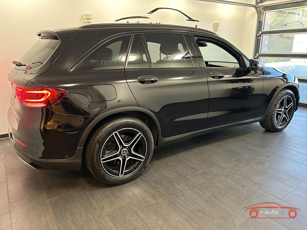 Mercedes-Benz GLC 220d AMG 4Matic za 42190€